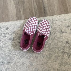 pink checkered vans